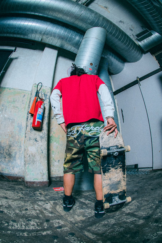 Ed Hardy x Matuê "Dragon" Bermuda Camuflada